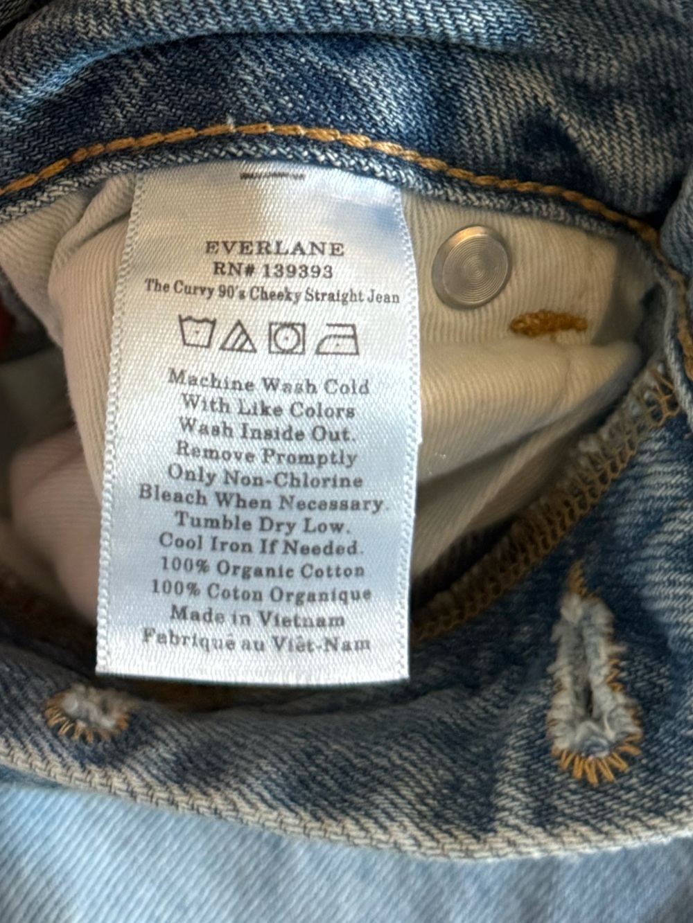 Everlane Women's Straight Leg Jeans in Light Blue Denim - Picture 7 of 7